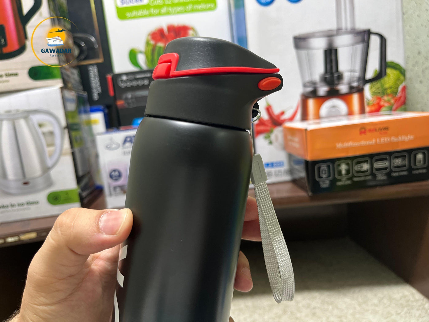 SPORT Brand Vacuum Water Bottle 500ml , Stainless Steel Build In Straw
