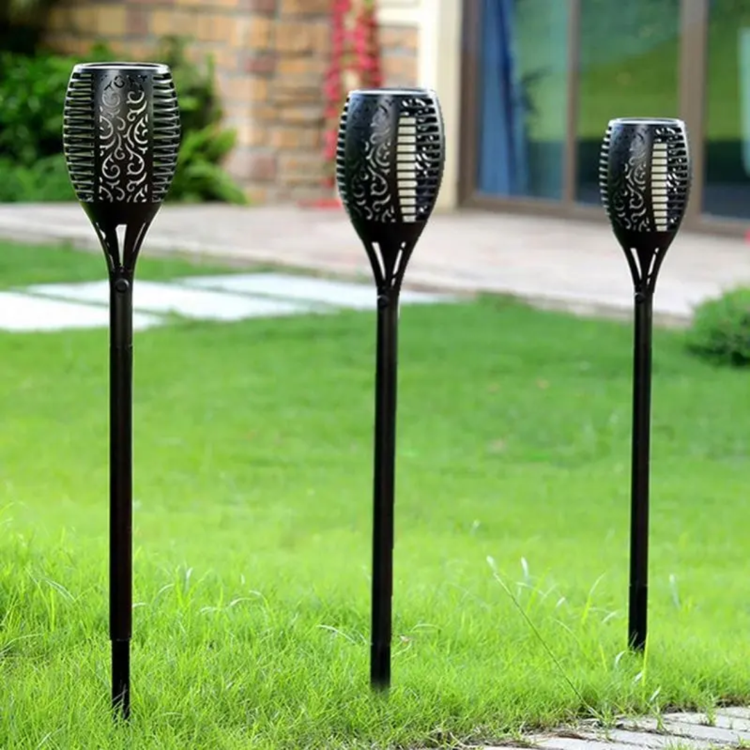 Solar Rechargeable LED Flame Waterproof Garden Decoration Light